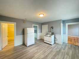 featured image of 357 Wilson St #3