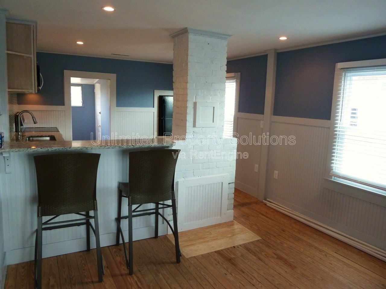 204 Cape Fear Blvd - Photo 3 of 17