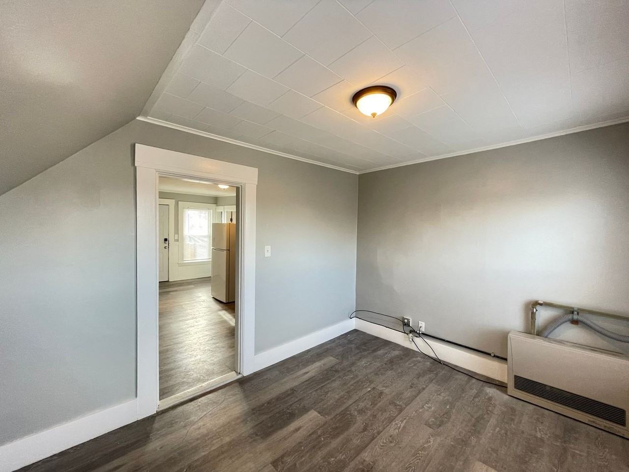 29 Pennacook St #3 - Photo 5 of 14