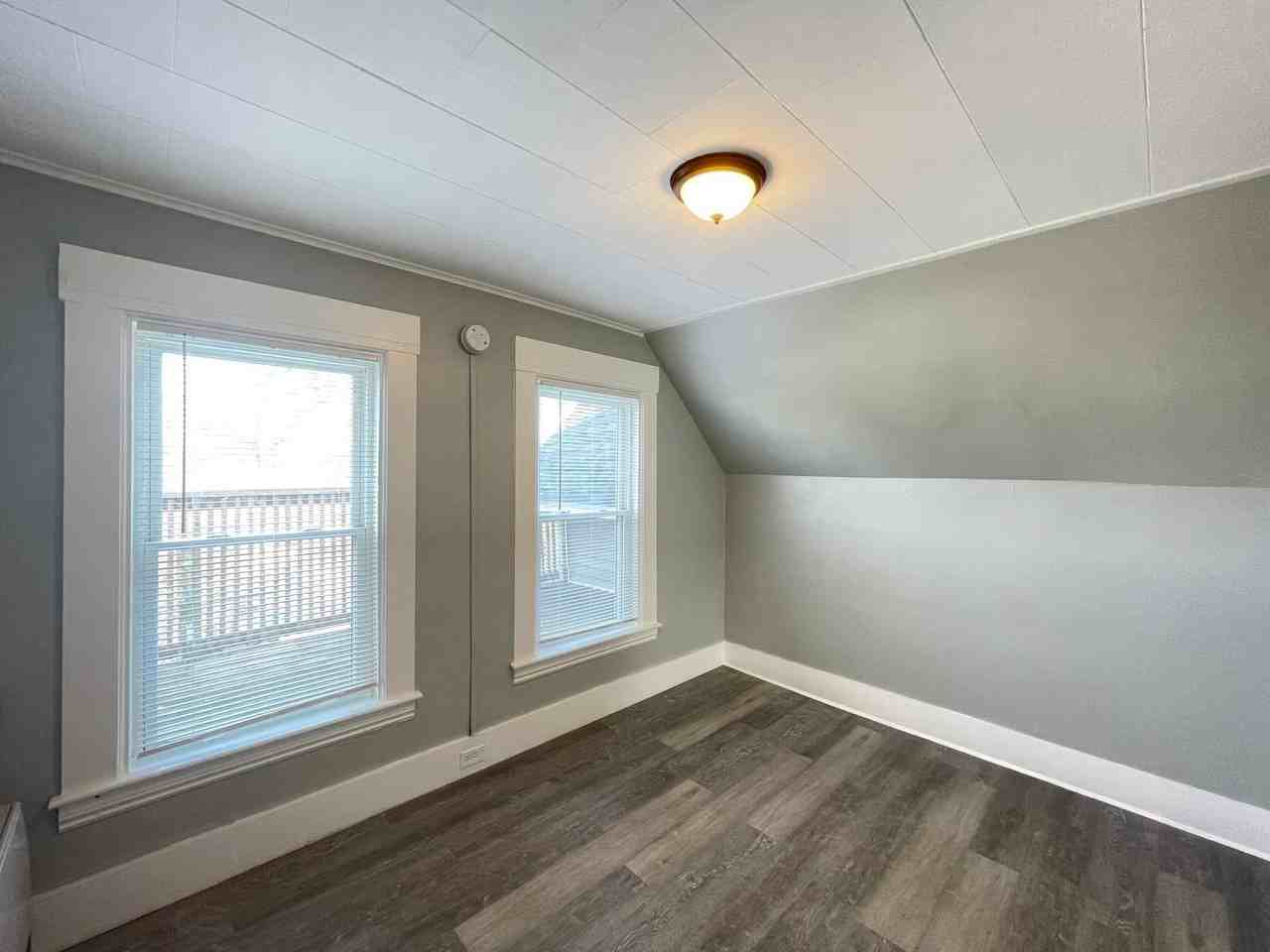 29 Pennacook St #3 - Photo 7 of 14