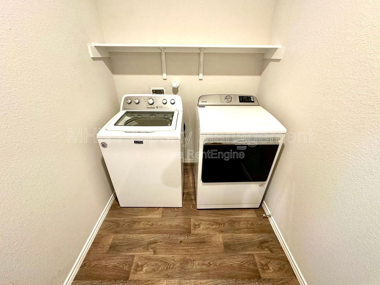 4051 Basil Mdw - Photo 6 of 17