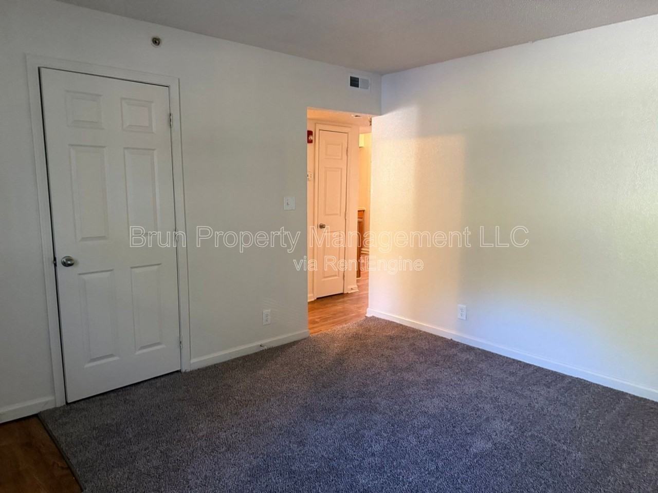 516 E Red Bud Rd - Photo 5 of 17