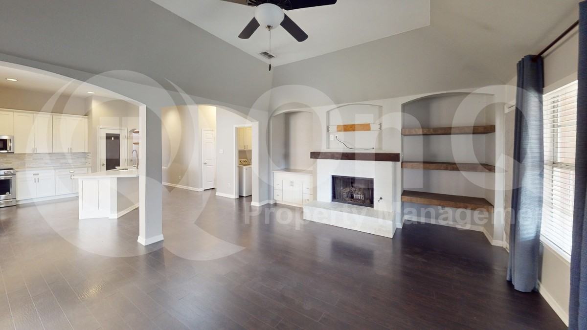 6201 Grantham Dr - Photo 5 of 17