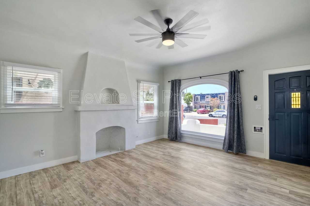 4685 Hamilton St - Photo 7 of 25