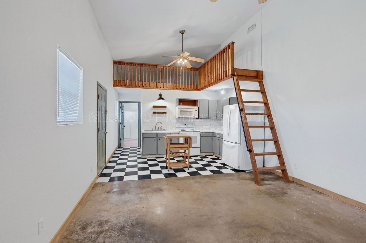 362 Fisherman Rd - Photo 7 of 18