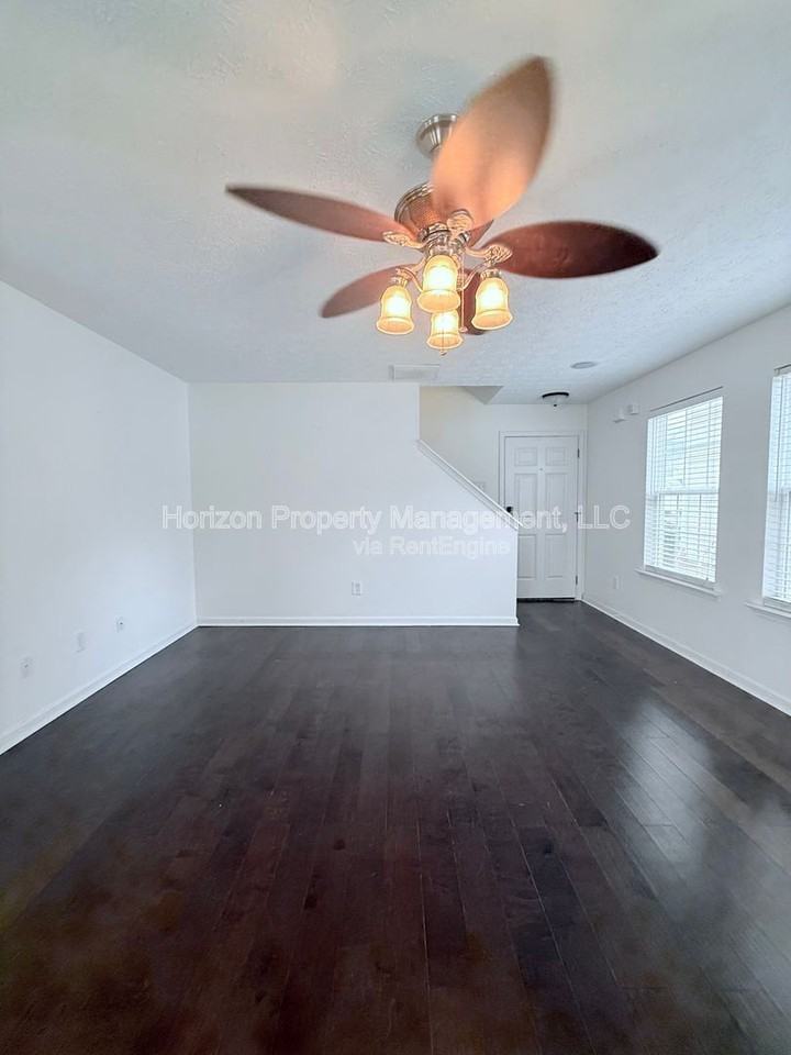 5705 Mountain Top Pl - Photo 2 of 22