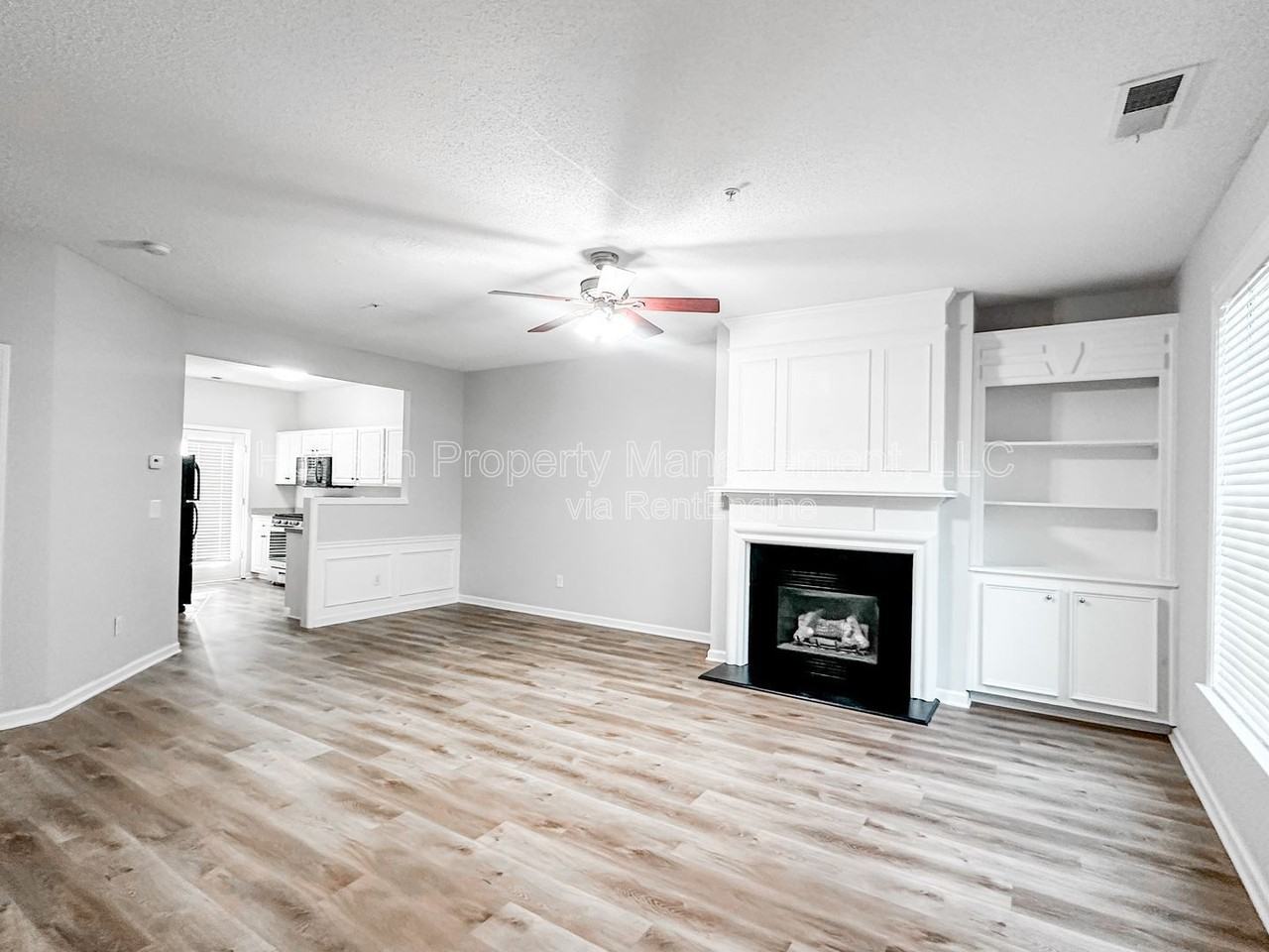 139 Riverstone Commons Cir - Photo 4 of 28