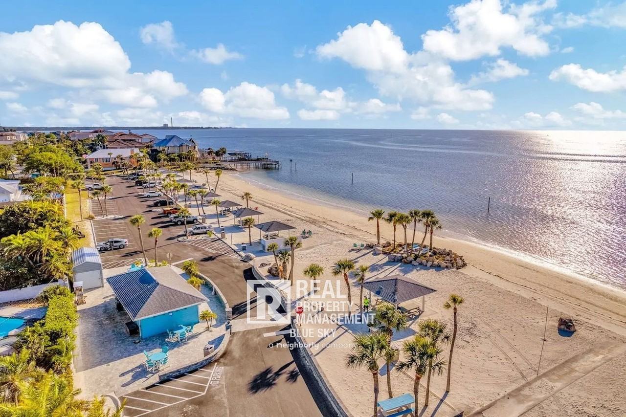 4717 Floramar Ter - Photo 3 of 21