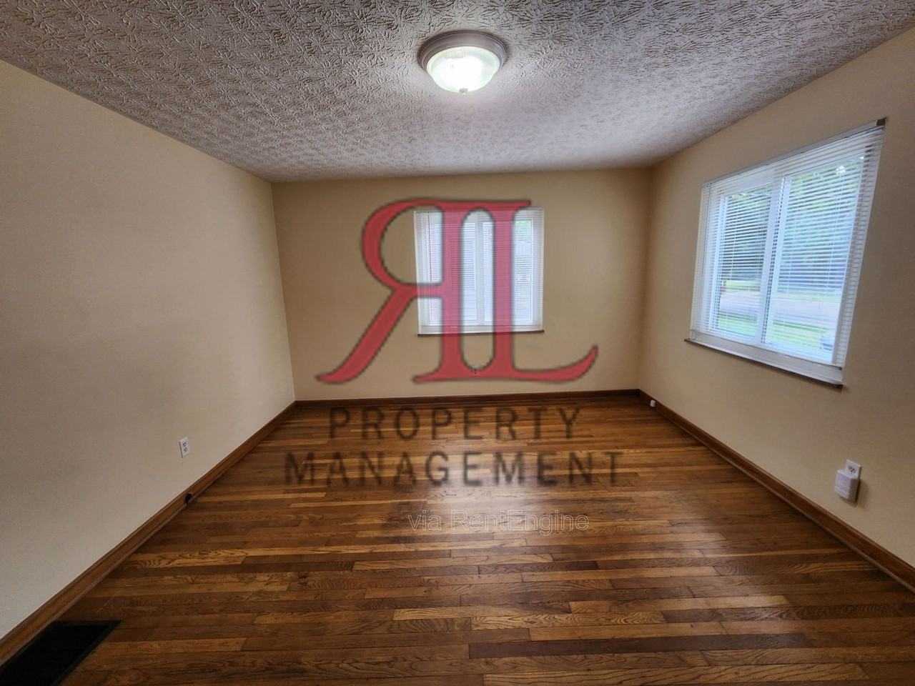 156 Collingwood Ave - Photo 3 of 25