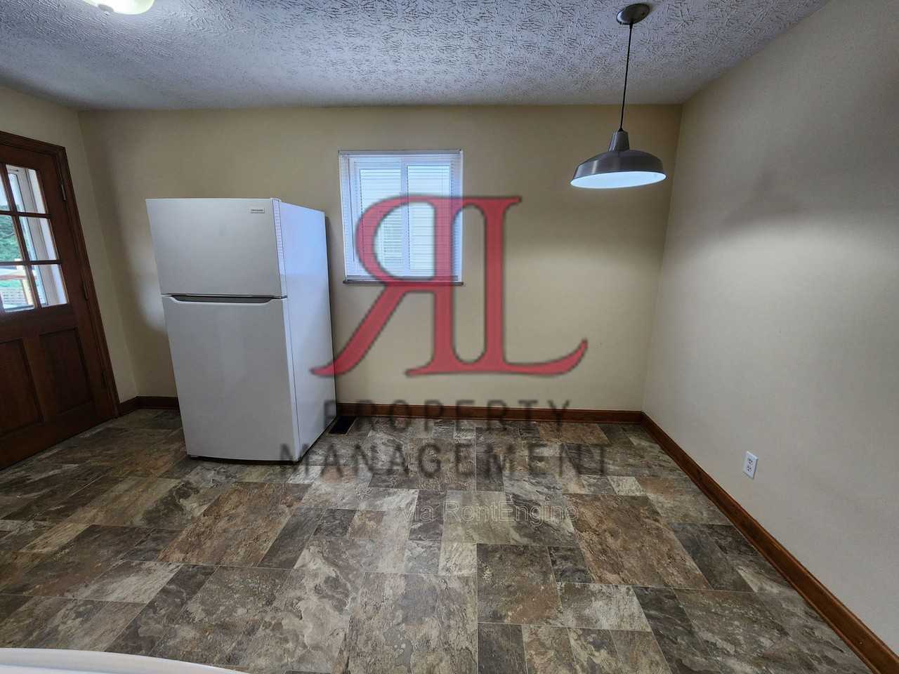 156 Collingwood Ave - Photo 6 of 25