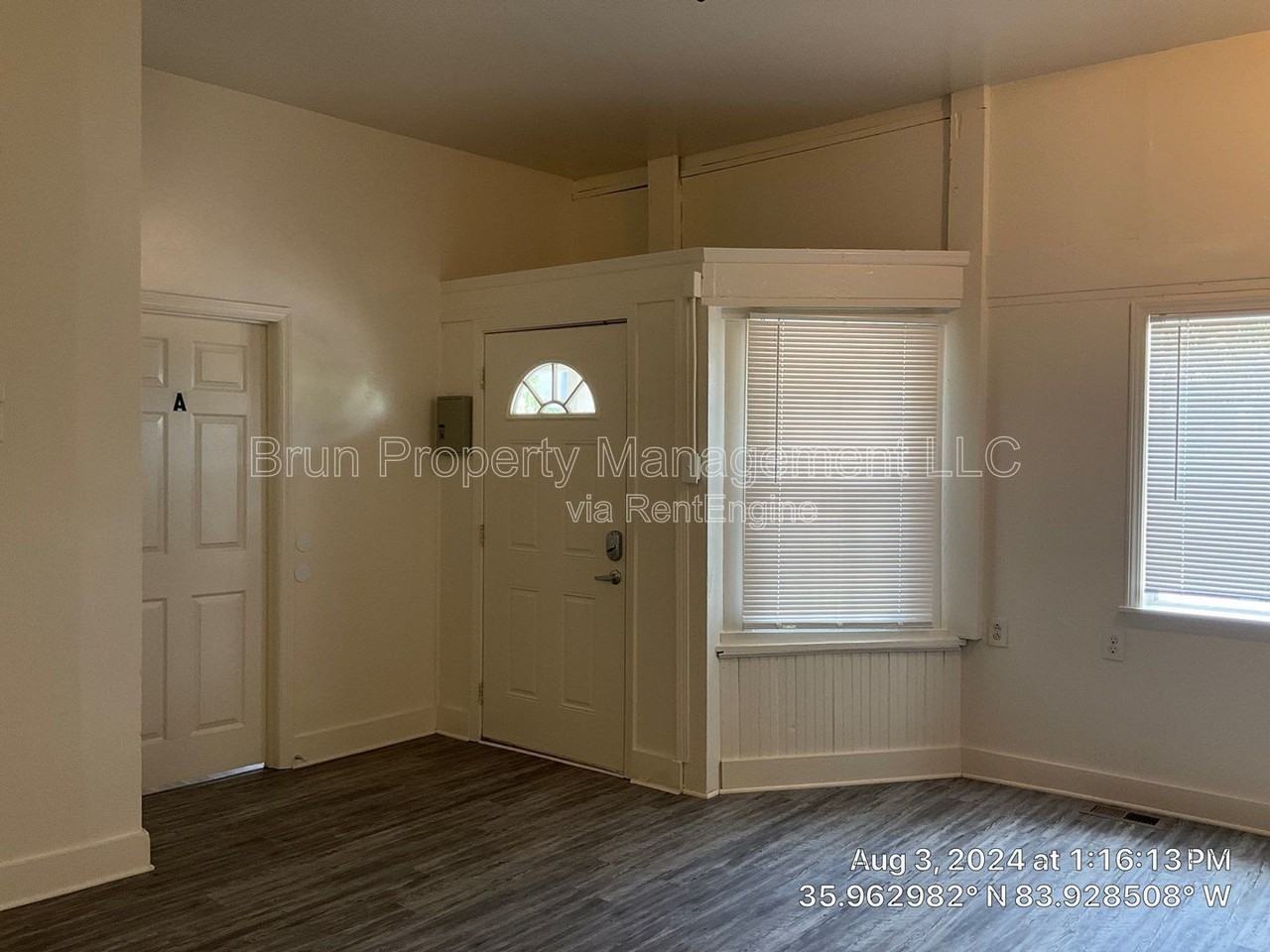 1206 Forest Ave - Photo 4 of 32