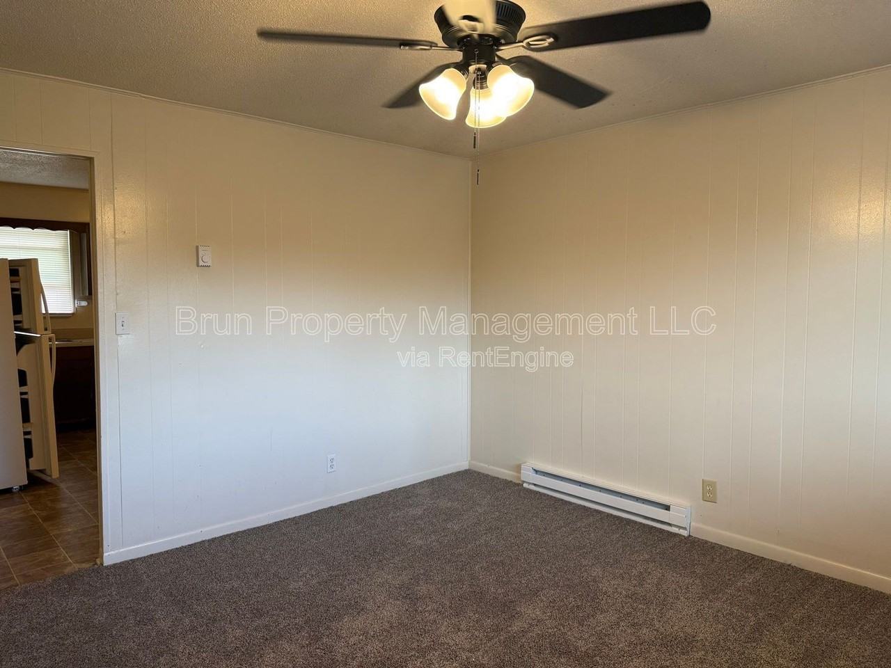 1420 Mcarthur Rd #23 - Photo 5 of 17