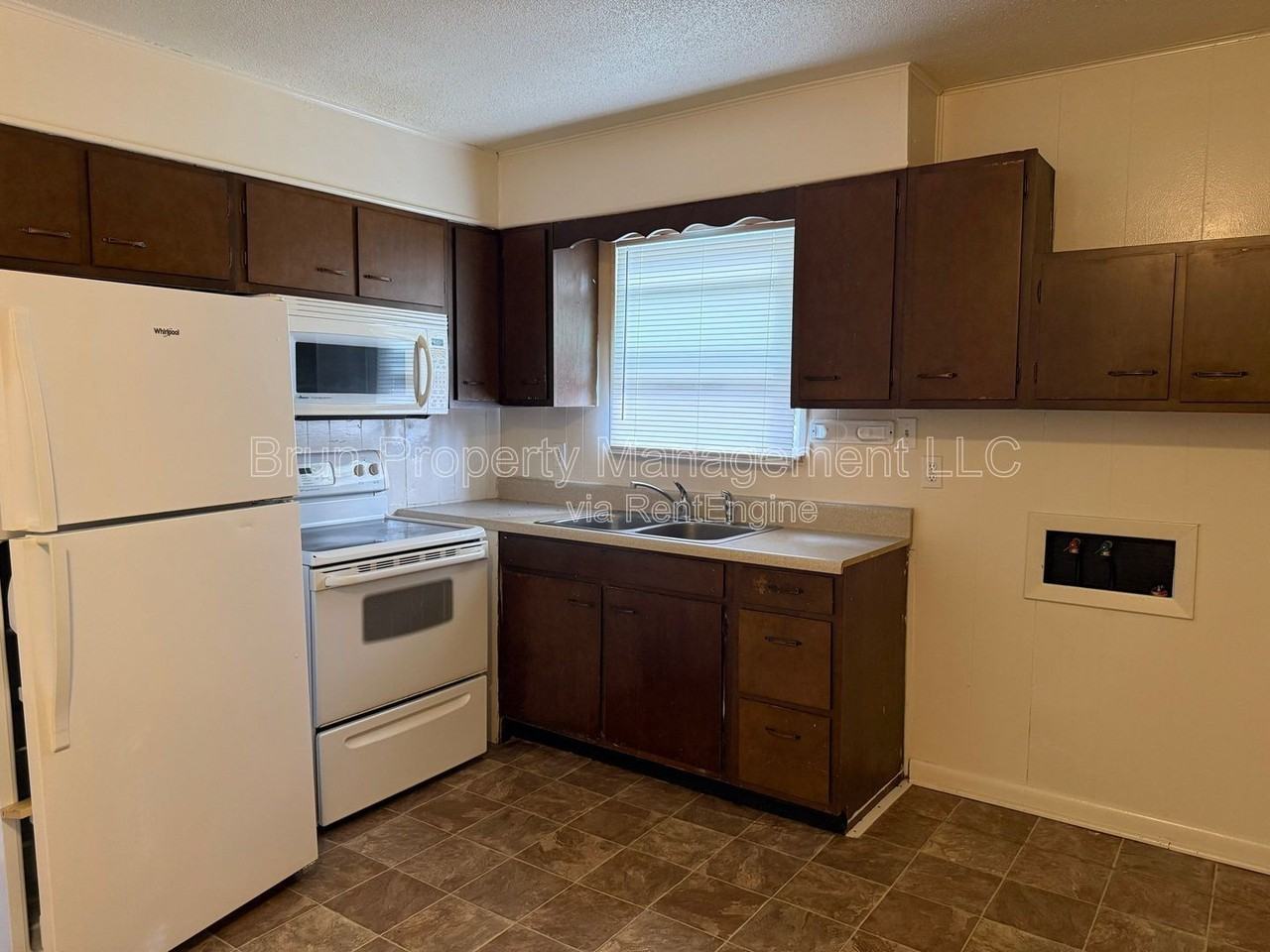 1420 Mcarthur Rd #23 - Photo 7 of 17