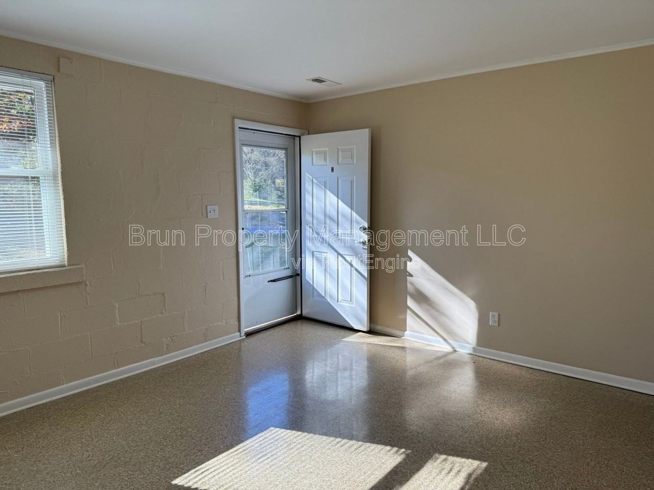 5200 John Hall Rd #H - Photo 7 of 20