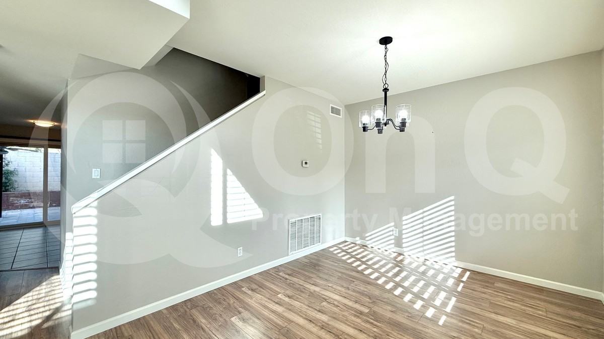 4526 E Villa Theresa Dr - Photo 6 of 26