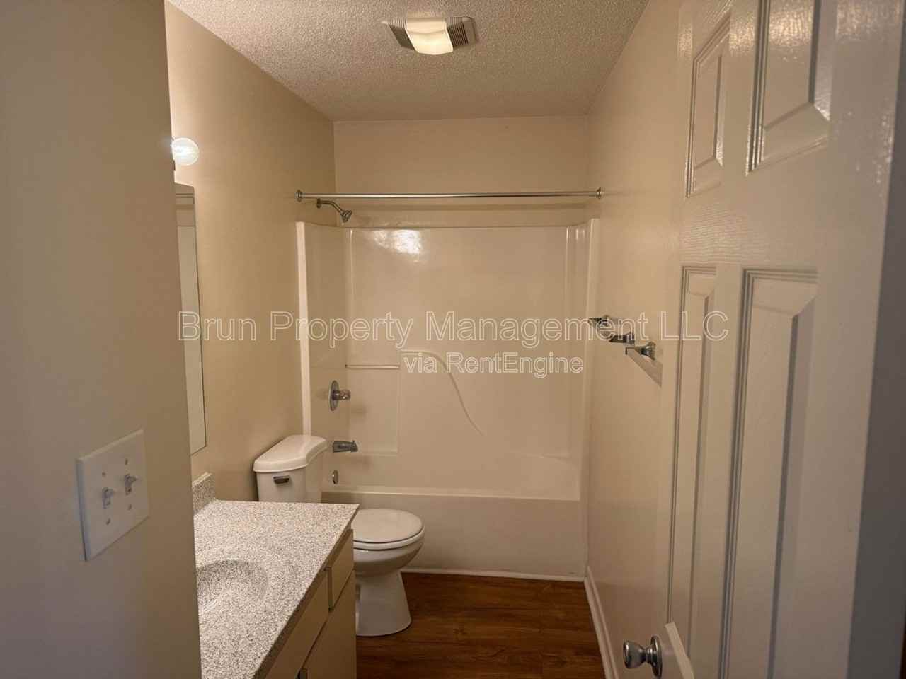 1105 W Parkway Ave #20 - Photo 5 of 20