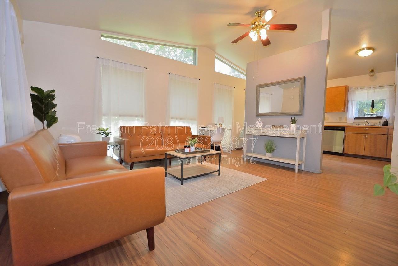 11960 N Government Way - Photo 2 of 17