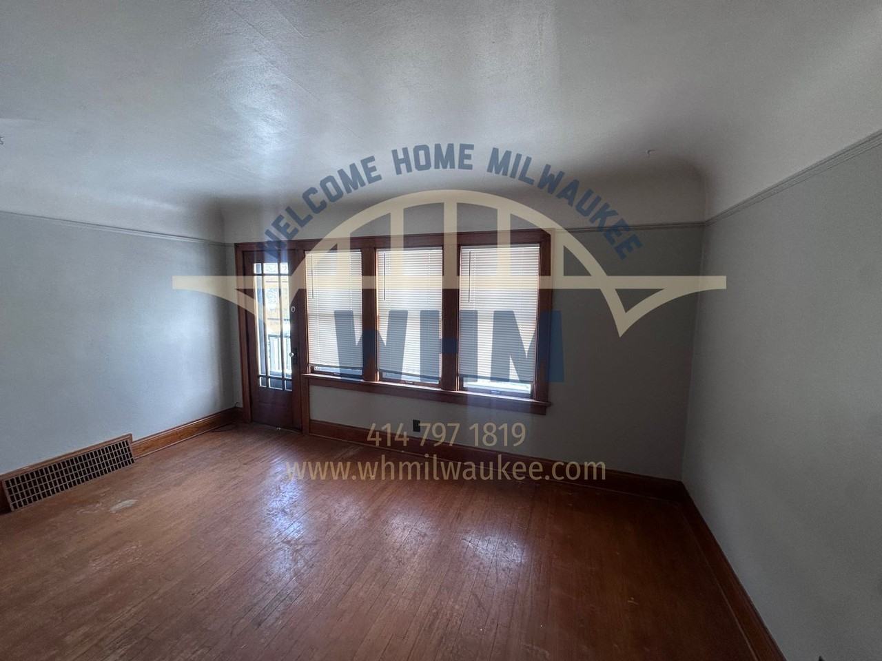 3019 N 61st St - Photo 5 of 6