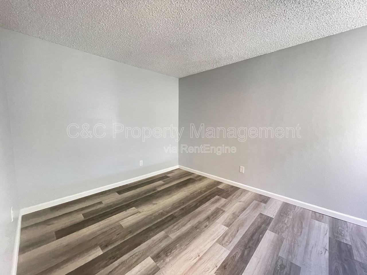 1817 E Grand Ave #22 - Photo 7 of 11