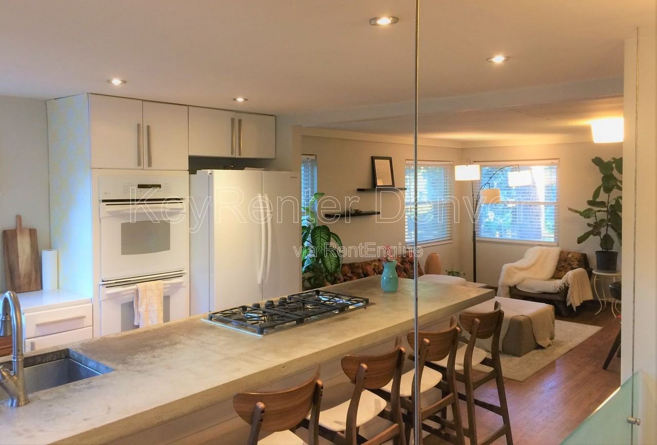 5306 W Kentucky Ave - Photo 2 of 15