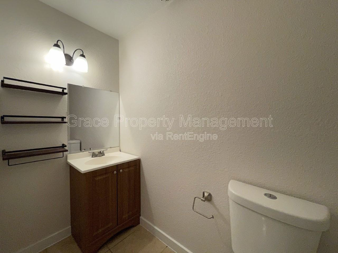 1125 Sir Galahad Dr #C - Photo 4 of 12