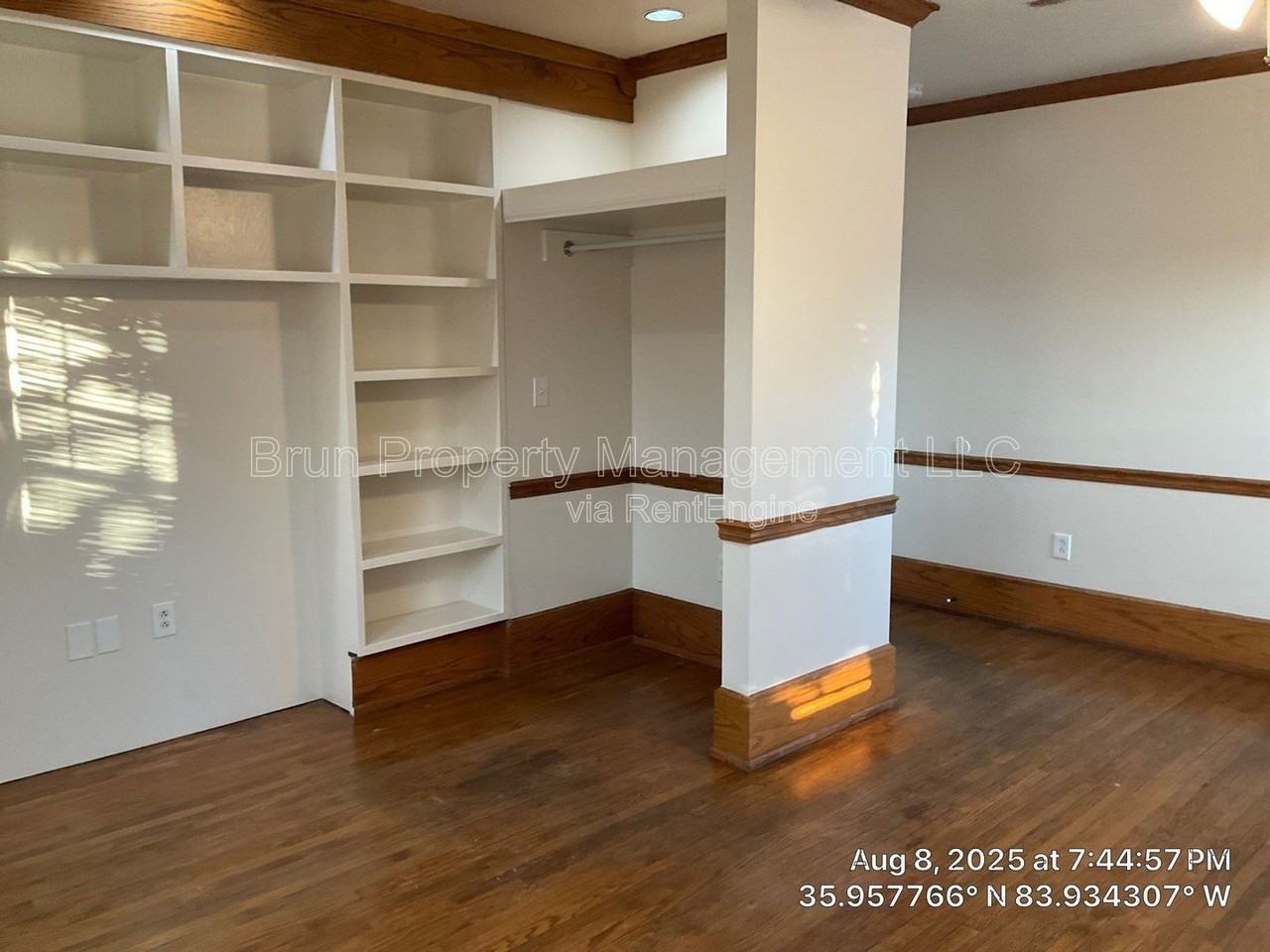 1716 Clinch Ave #I - Photo 4 of 25