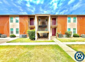 featured image of 410 Bryan St #17