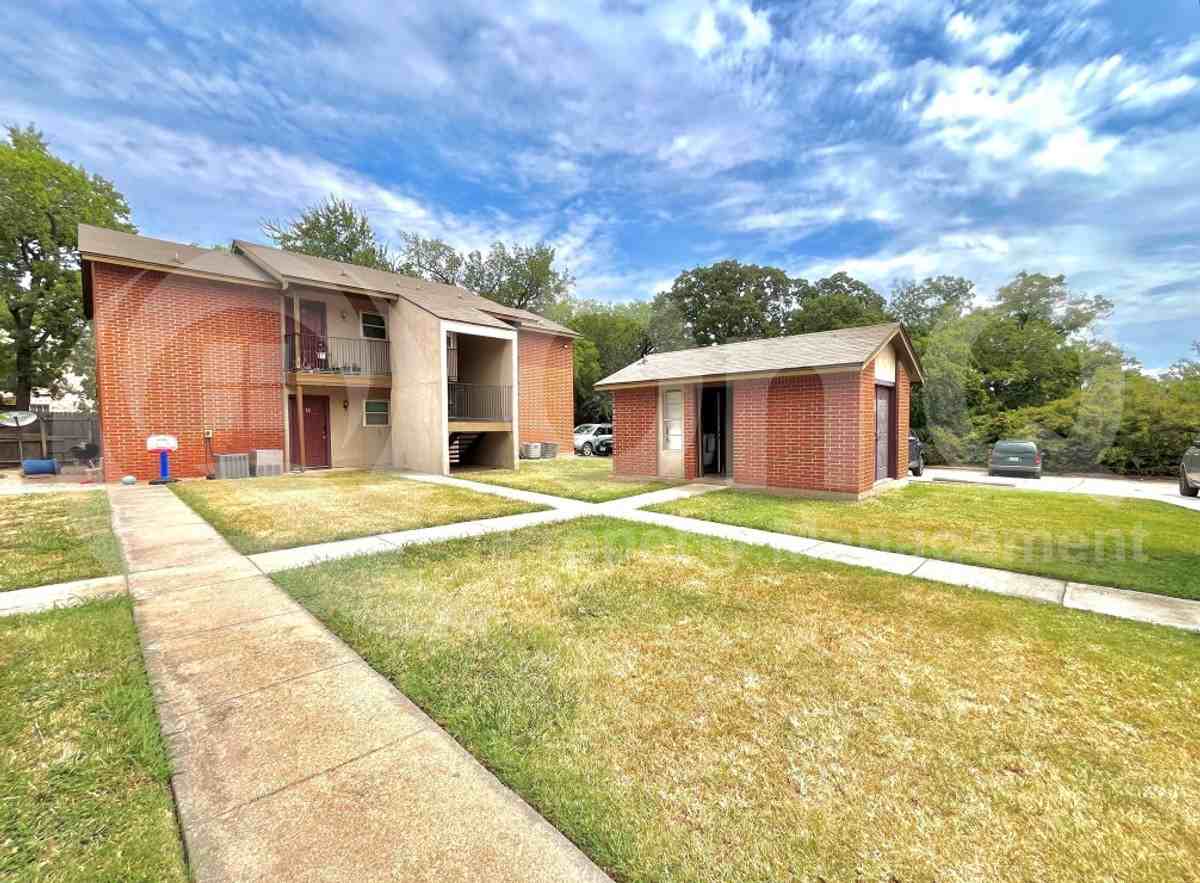 410 Bryan St #17 - Photo 5 of 16