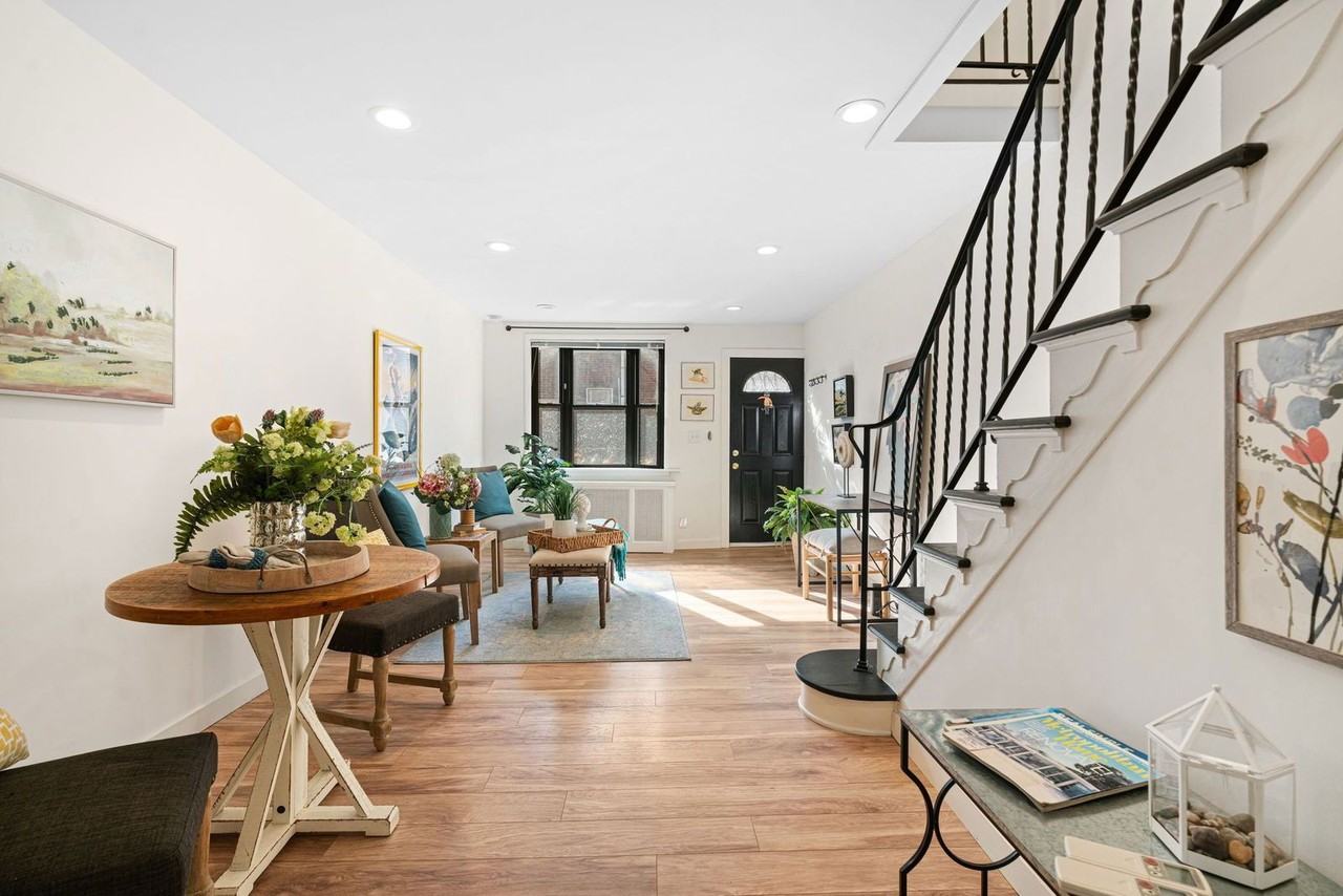 629 Sears St - Photo 6 of 25