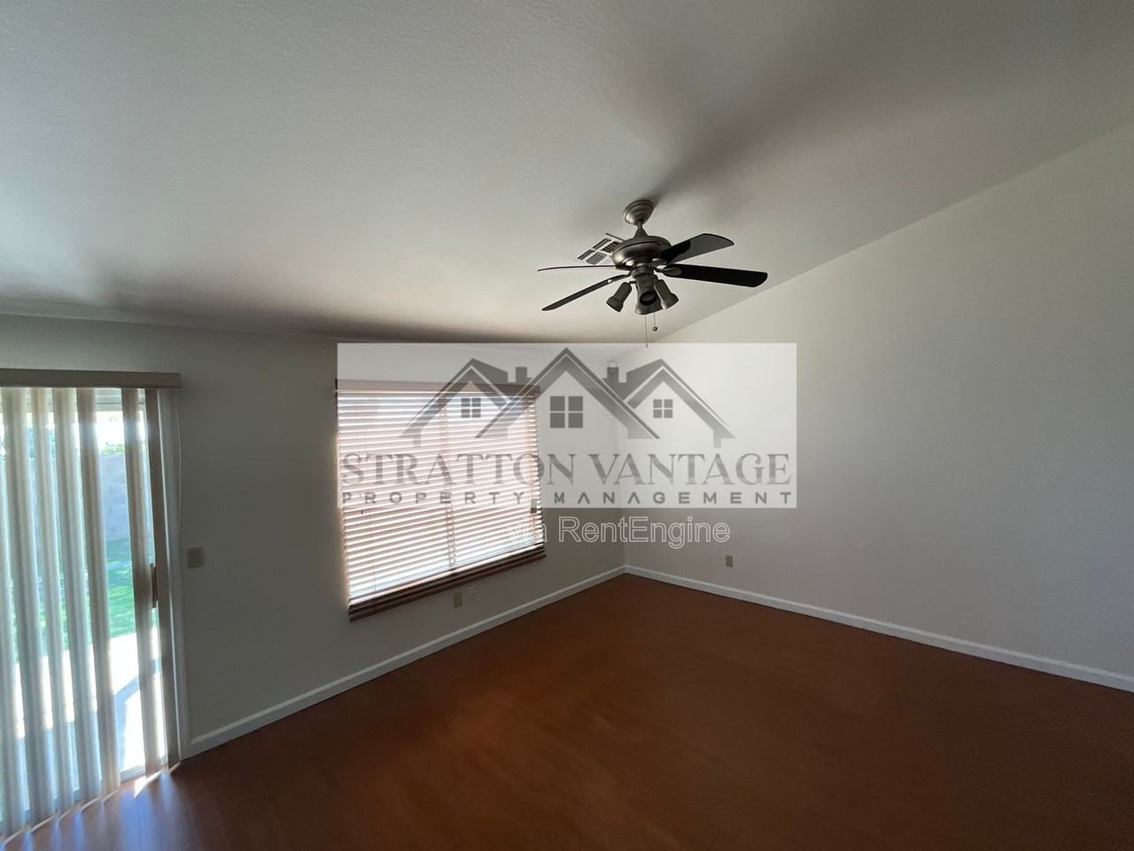 8207 W Palmaire Ave - Photo 6 of 18