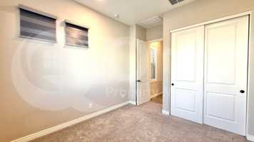 featured image of 3507 E Robin Ln