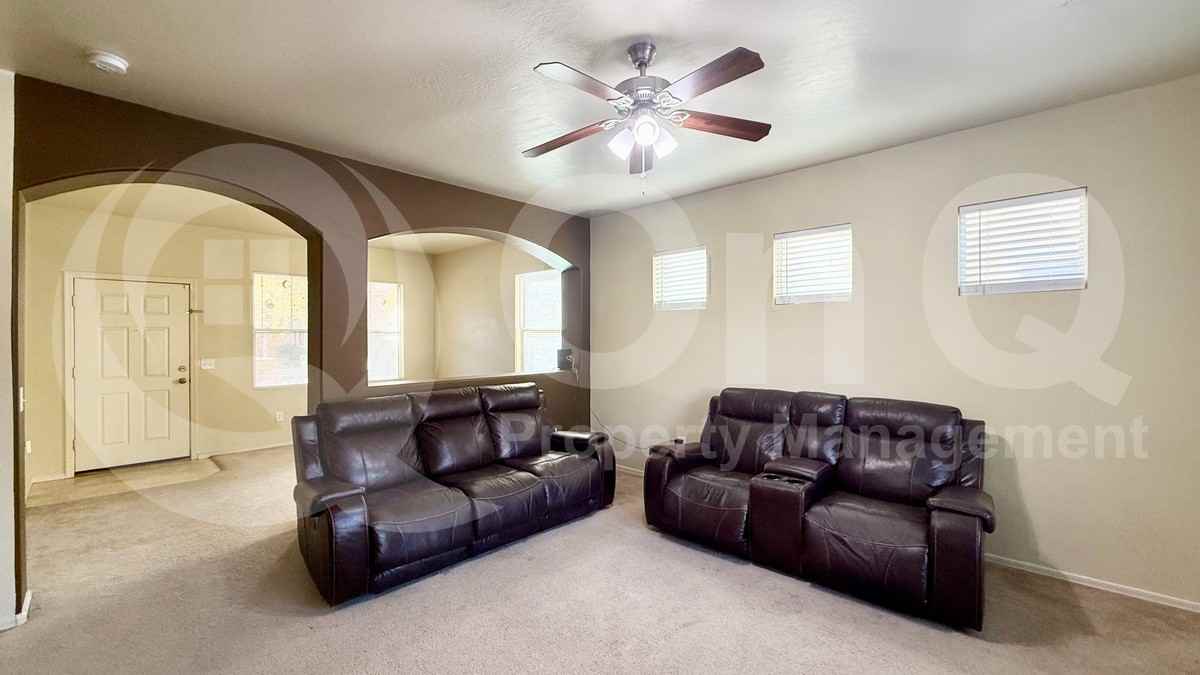 4170 E Sheffield Ave - Photo 6 of 21