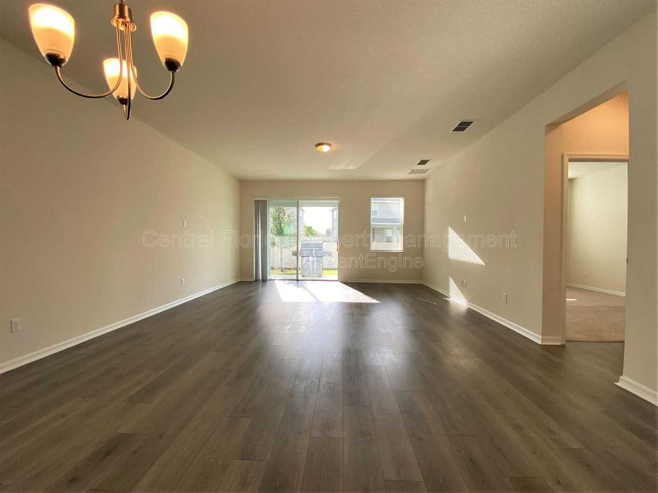 12040 Ryegrass Trl - Photo 2 of 21