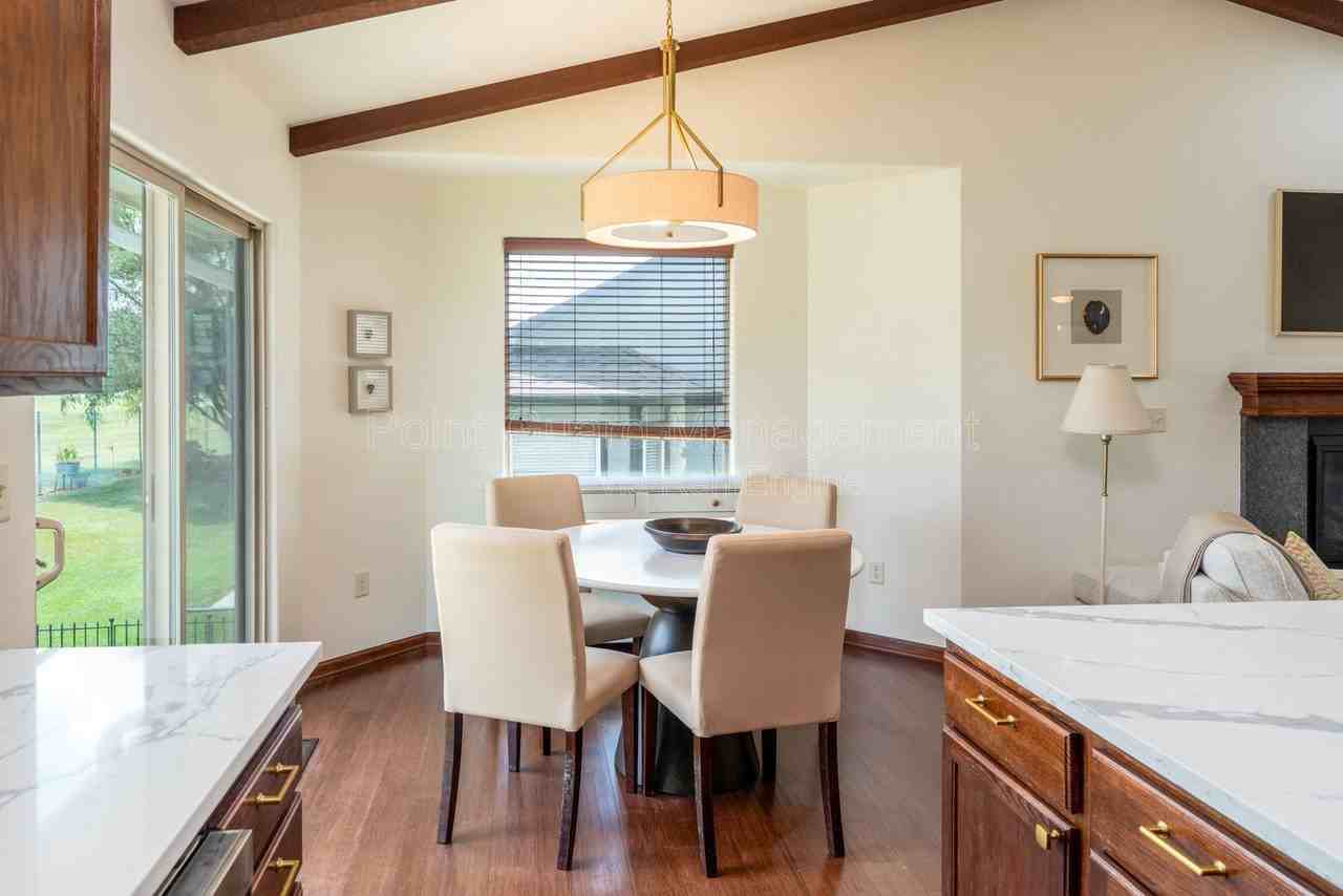 724 S Bristol Cir #11 - Photo 3 of 34