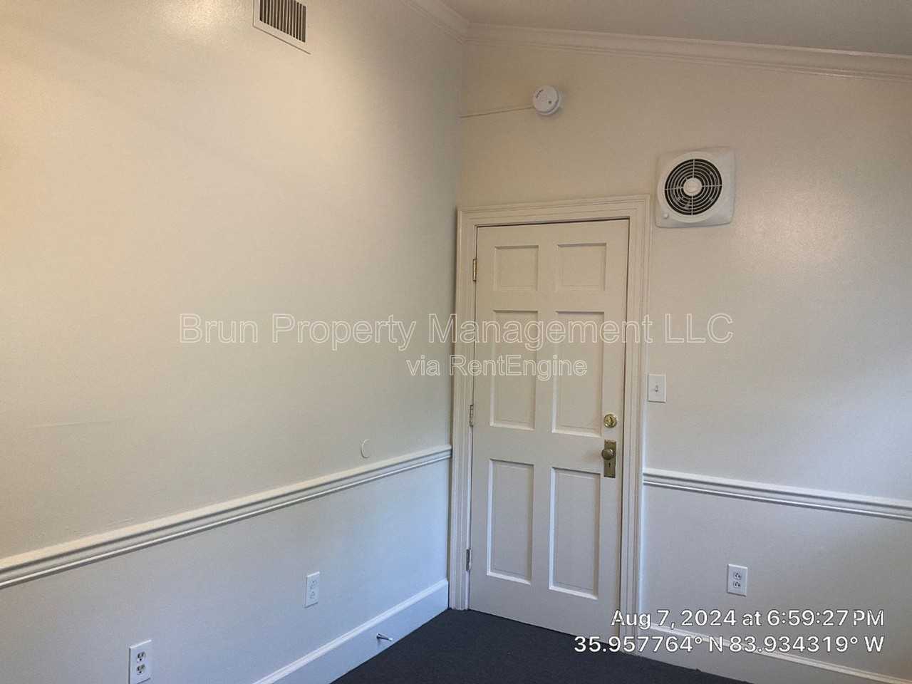 1716 Clinch Ave #A - Photo 6 of 35