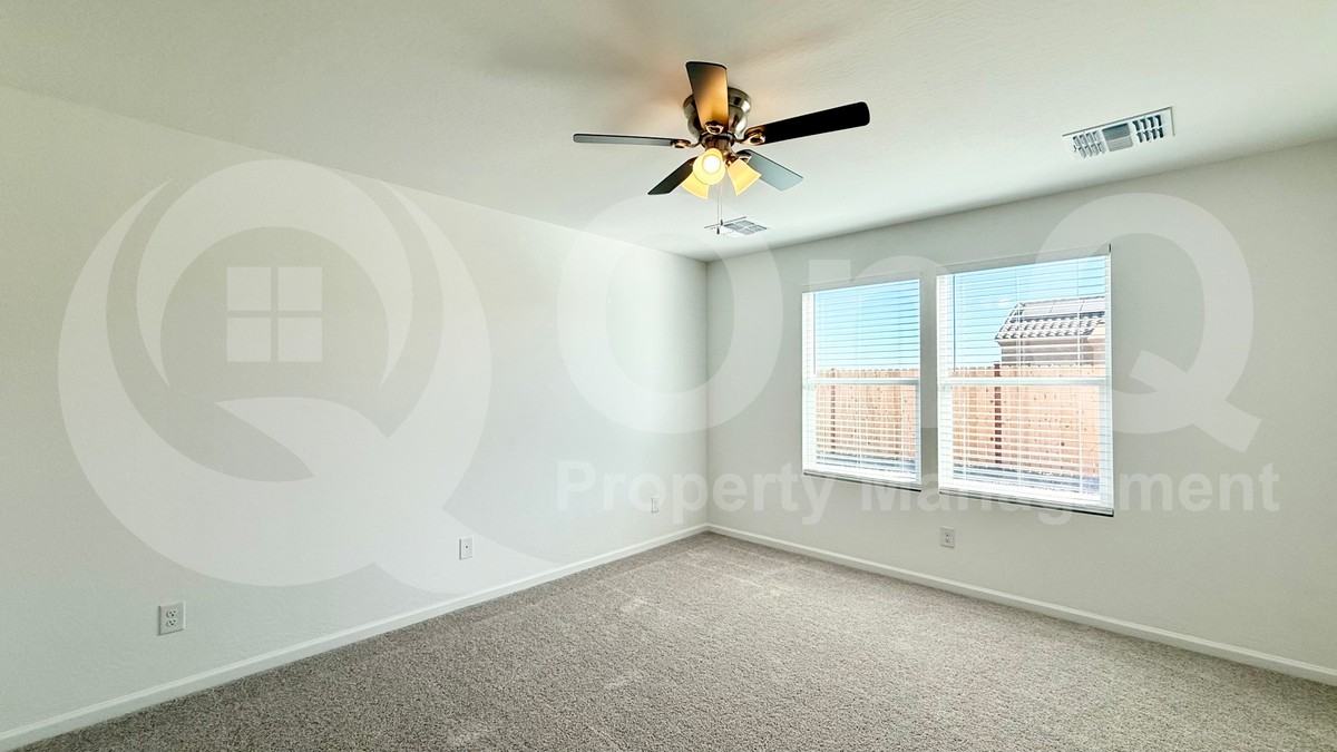 14515 S Vera Cruz Rd - Photo 6 of 18