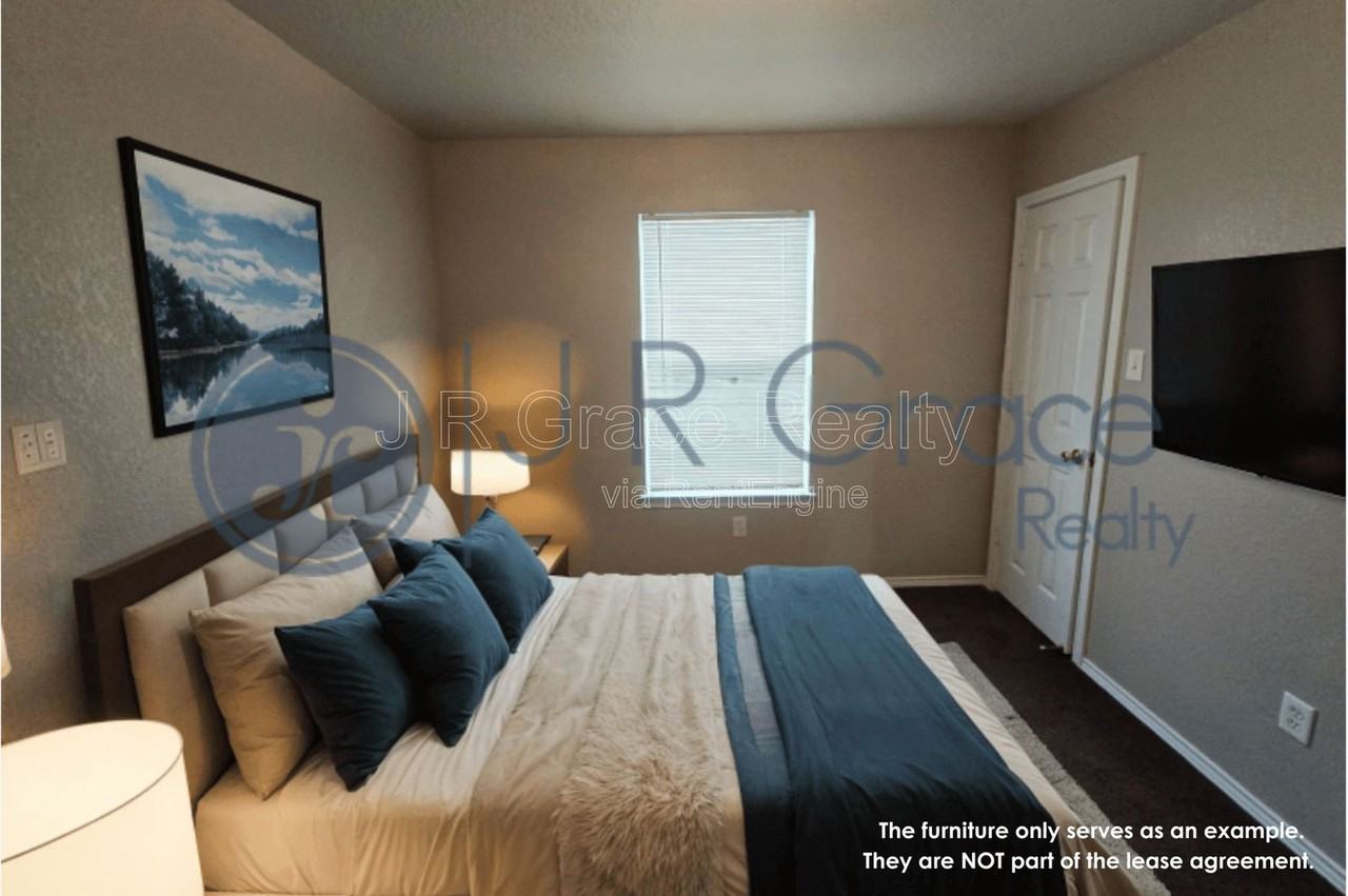 1306 Dugger Cir - Photo 4 of 7