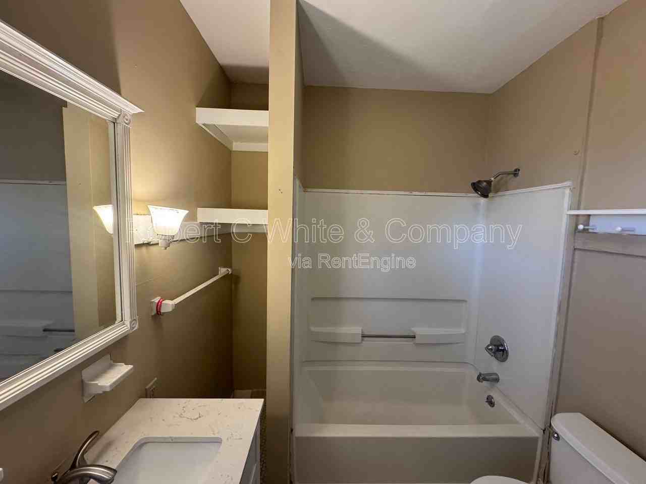 111 S Main St #1 - Photo 7 of 22