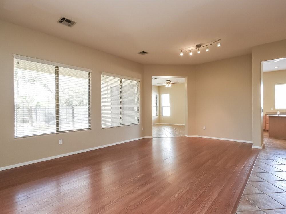 1714 S Colonial Dr - Photo 3 of 13