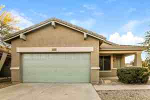 featured image of 3139 W Pollack St