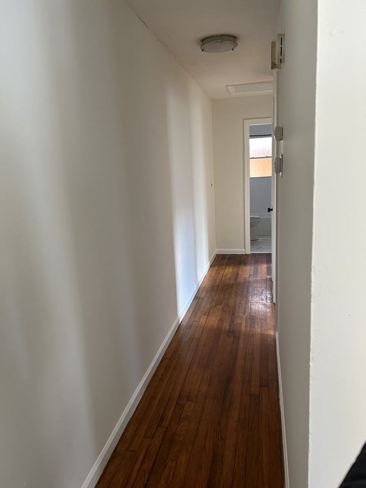 3512 Lansdowne Dr #B - Photo 4 of 8