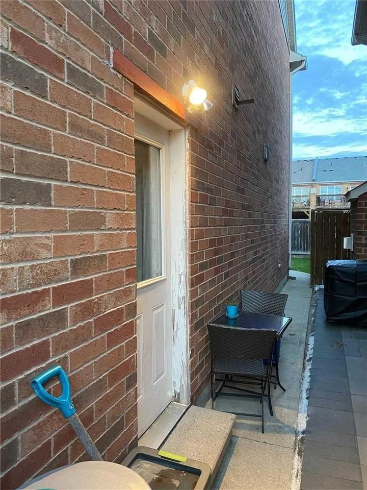 5 Peony St - Photo 2 of 9