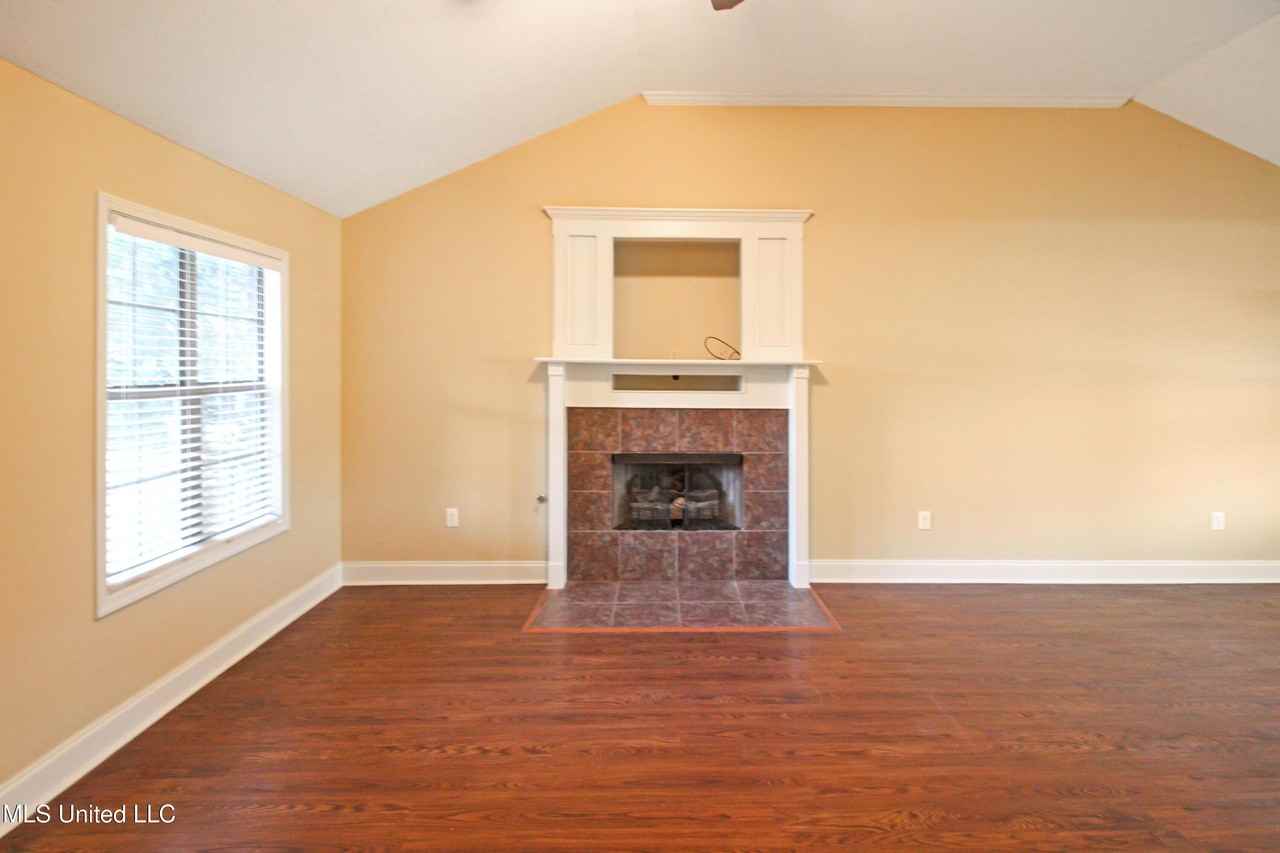 810 Windlass Cv - Photo 3 of 21