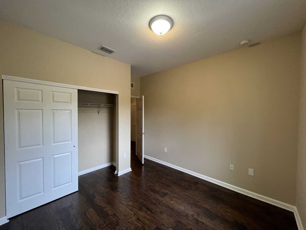 3222 Nw 31st Ter - Photo 2 of 39