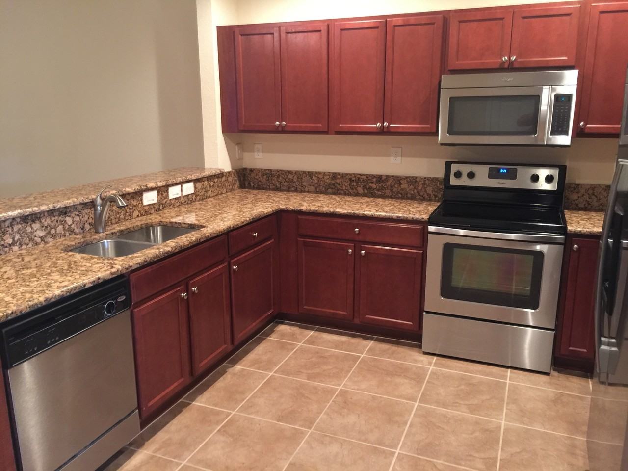 3222 Nw 31st Ter - Photo 6 of 39