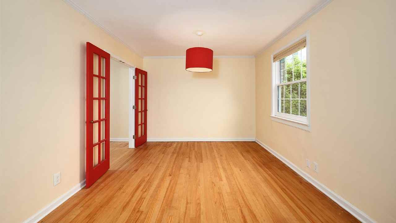 2102 Avalon Dr - Photo 4 of 13