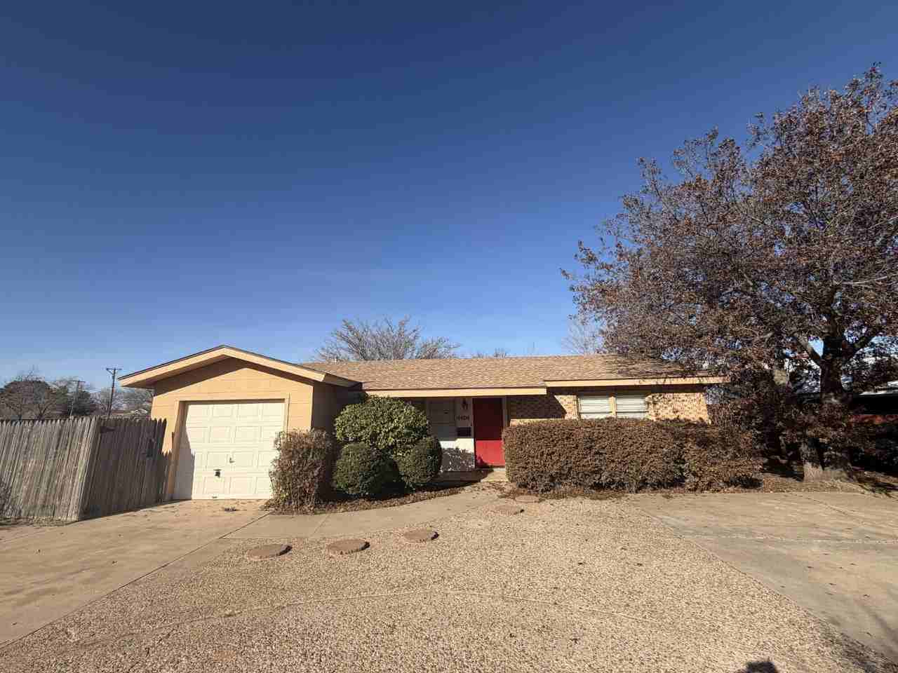 4608 39th St - Photo 2 of 11