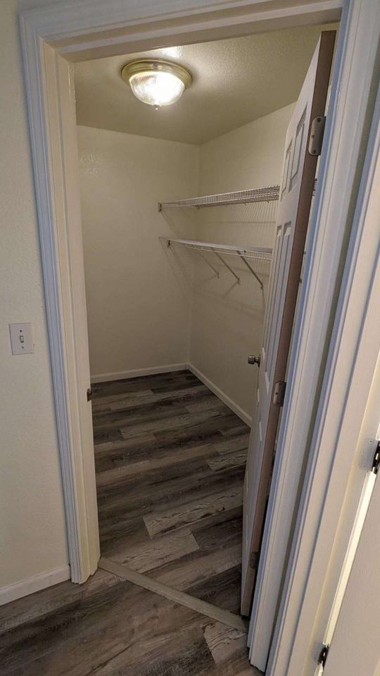 700 Ne Johnson St - Photo 4 of 7