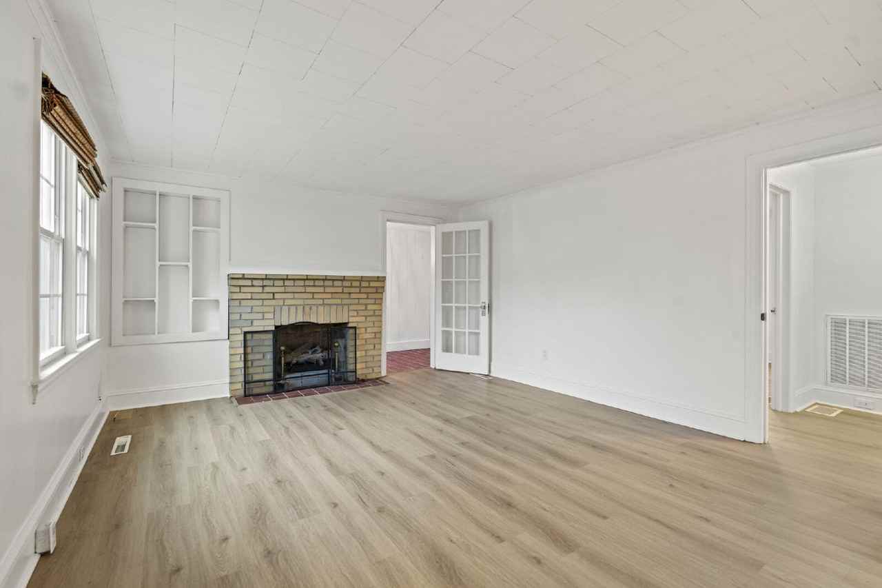 456 Longview Dr - Photo 6 of 27