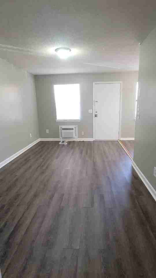 4421 Bonnell Dr Nw #7